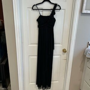 City Triangles Black One-Shoulder Evening Dress